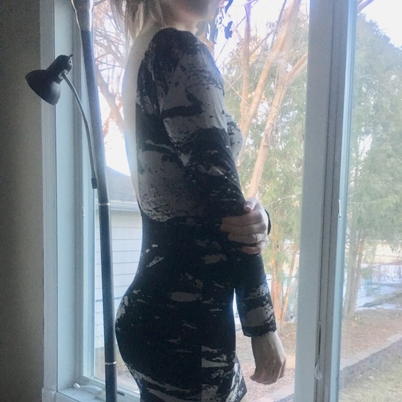 Sexy H&M Divided Low Open Back Bodycon Dress Size XS - Picture 5 of 7